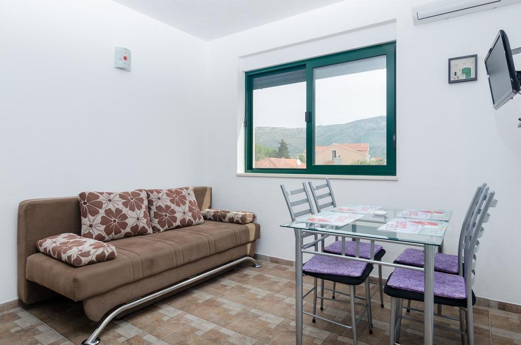 Apartments Leo Orebić Εξωτερικό φωτογραφία