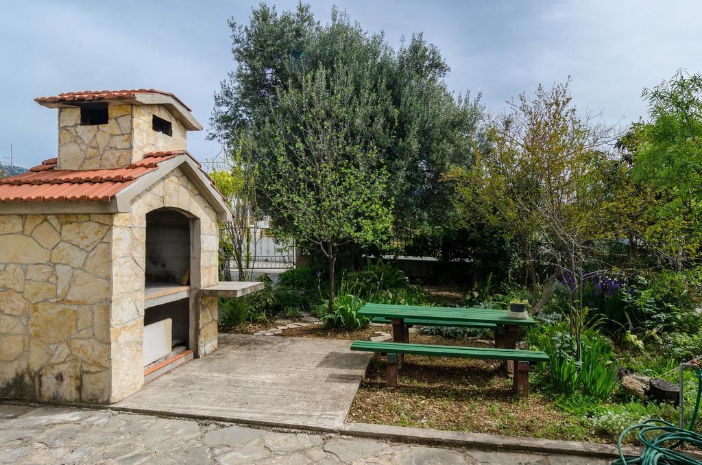 Apartments Leo Orebić Εξωτερικό φωτογραφία