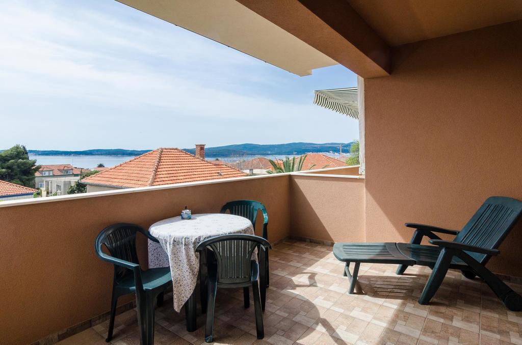 Apartments Leo Orebić Εξωτερικό φωτογραφία